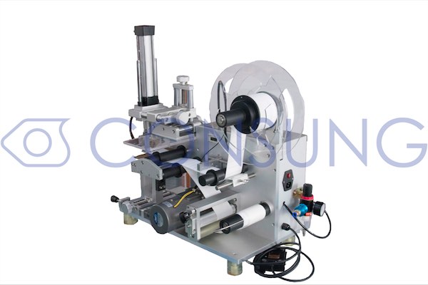 Cabling flag labeling machine