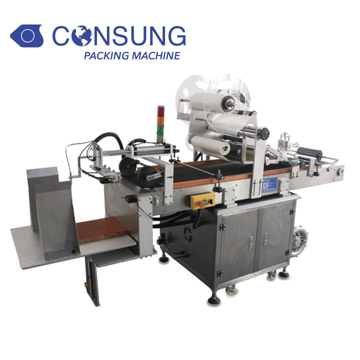 Automatic pouch and bag labeler machine